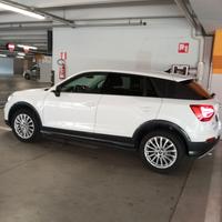 Q2 10 tfsi  S Business Design 