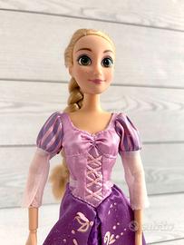 Disney Store bambola principessa Rapunzel Tangled