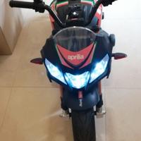 Moto elettrica per bambini Aprilia Tuono 12V