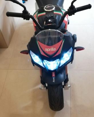 Moto elettrica per bambini Aprilia Tuono 12V