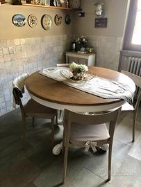 Nuovo tavolo rotondo allungabile, di legno mass