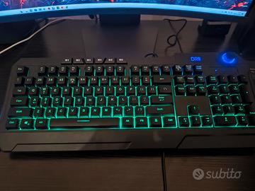 tastiera gaming RGB USB 