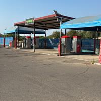 Autolavaggio self-service