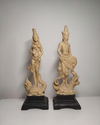 Coppia statuine orientali in resina