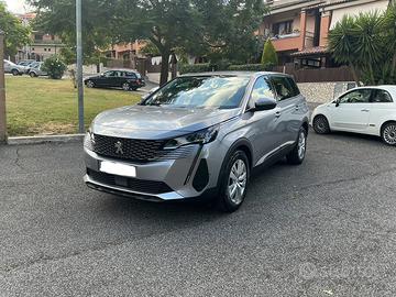 Peugeot 5008 1.5 131cv anno 03/2021
