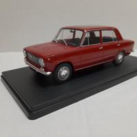 Modello auto fiat 124 berlina bordeaux no burago