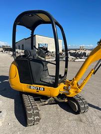 Mini escavatore jcb