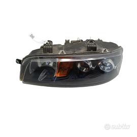 FARO ANTERIORE SINISTRO FIAT Punto Berlina 3P 2°