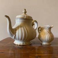 teiera e bricco latte in ceramica parzival