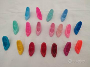 Lotto scarpe spaiate Barbie 