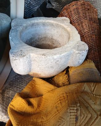 mortaio in pietra