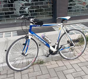 Bici corsa Montana