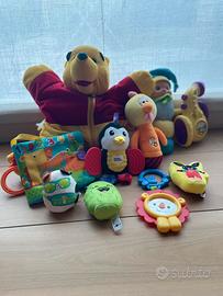 1) Set giochini neonato primi mesi