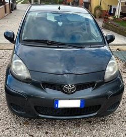 TOYOTA Aygo 1ª serie - 2011 - CAMBIO AUTOMATICO