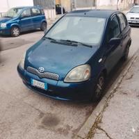 disponibile Toyota Yaris 1400

diesel anno 2004 