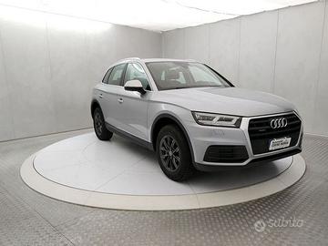 Audi Q5 40 2.0 tdi Business Design quattro 19...