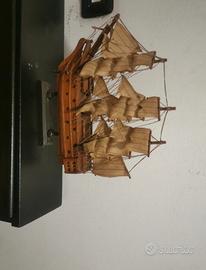 veliero decorativo vintage in legno,