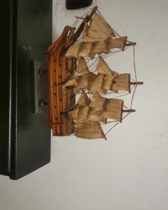 veliero decorativo vintage in legno,