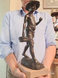 ANTICA SCULTURA BRONZO RAGAZZO PESCATORE 