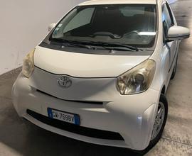 Toyota IQ