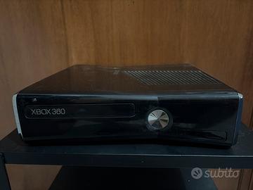 Xbox 360 Console Nera - In descrizoni Giochi