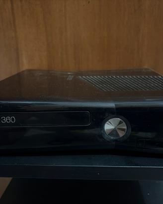 Xbox 360 Console Nera - In descrizoni Giochi