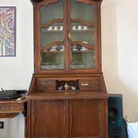 Credenza antica
