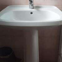 Lavabo e colonna