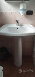 Lavabo e colonna