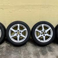 Cerchi in lega Audi originali con gomme invernali