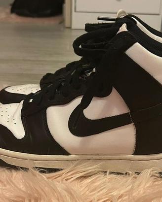 Nike Dunk High Panda