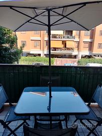 Set da pranzo per balcone/giardino completo