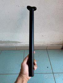 Reggisella BMC in carbonio