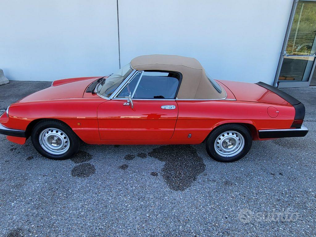 Alfa Romeo Spider 1983 photo 4
