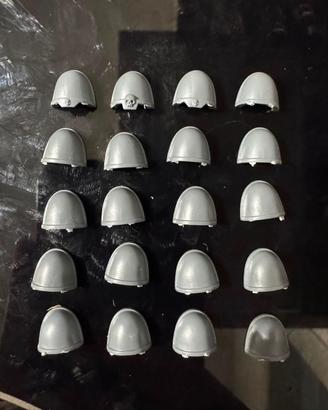 Space Marines Warhammer 40k Spallacci Mix Bits 2