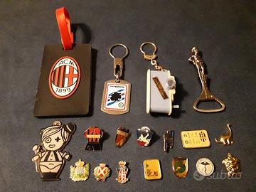 Lotto targhetta bagagli portachiavi spilla