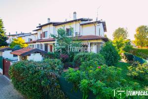 Villa a Schiera a Noviglio 4 locali