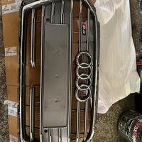 Mascherina originale Audi S3 Argento