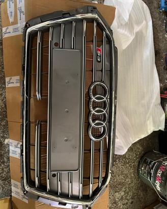 Mascherina originale Audi S3 Argento