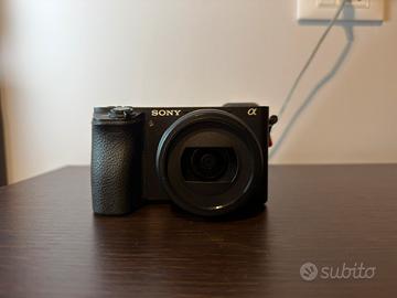 Fotocamera Sony a6500 con obiettivo 20mm