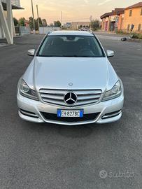 Mercedes-benz C 220 CDI BlueEFFICIENCY Avantgarde