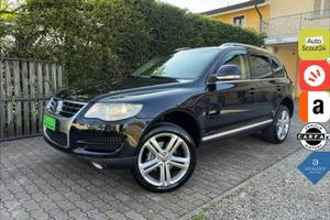 Volkswagen Touareg 3.0/240CV V6 TDI DPF tip. Execu