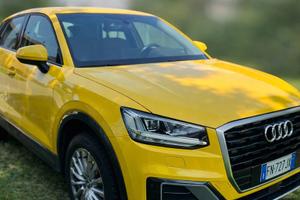 Audi Q2 1.6 TDI Business — Giallo Vegas
