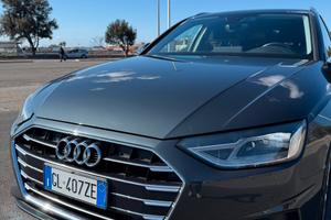 AUDI A4 Avant 2.0 30TDI Business Advanced S-Tronic