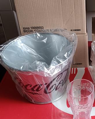 Coca cola, secchiello ghiaccio e 12 bicchieri 