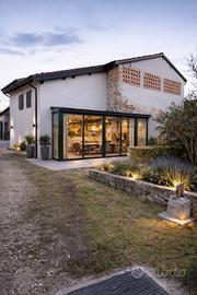 Rustico / Casale di 300 m² con più di 5 locali e p
