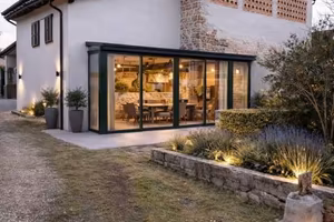Rustico / Casale di 300 m² con più di 5 locali e p