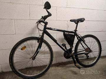 [VENDUTA] bicicletta MTB rockrider five.zero