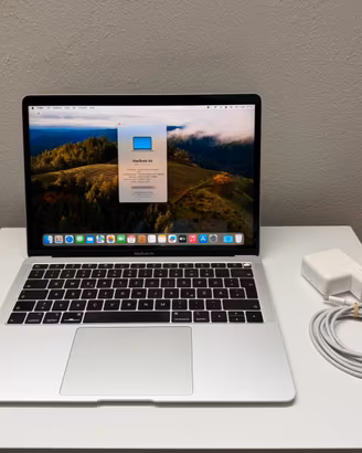 MacBook Air 2019 Garanzia 12 Mesi Apple Fattura