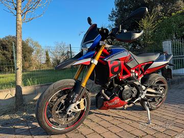 Aprilia dorsoduro 900